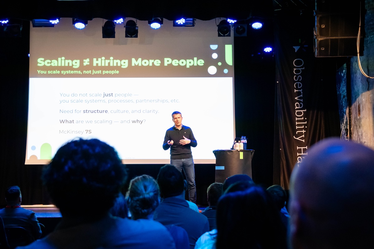 Thomas Ramstad på scenen